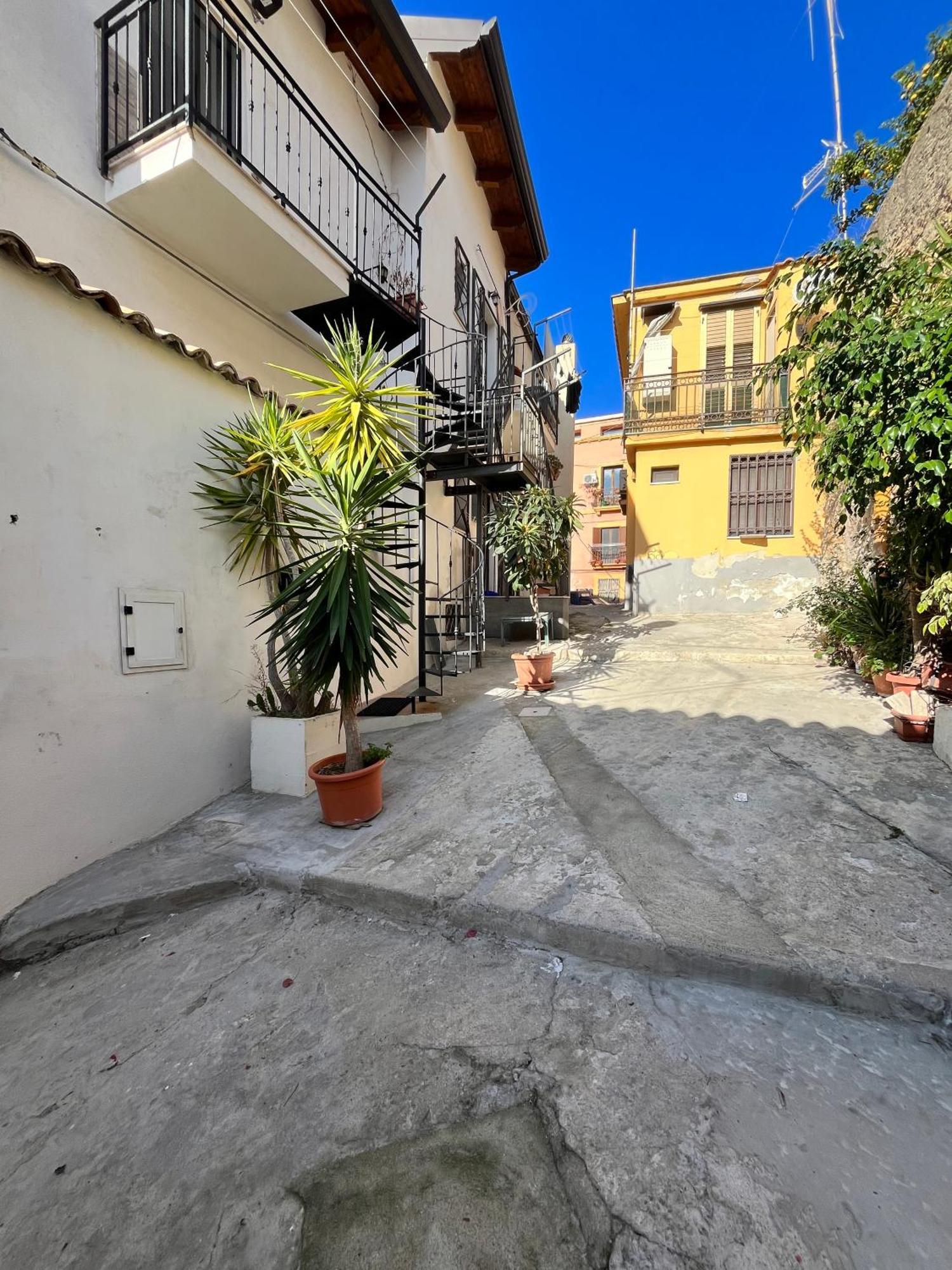 Residenza Ucci Ali - Xs